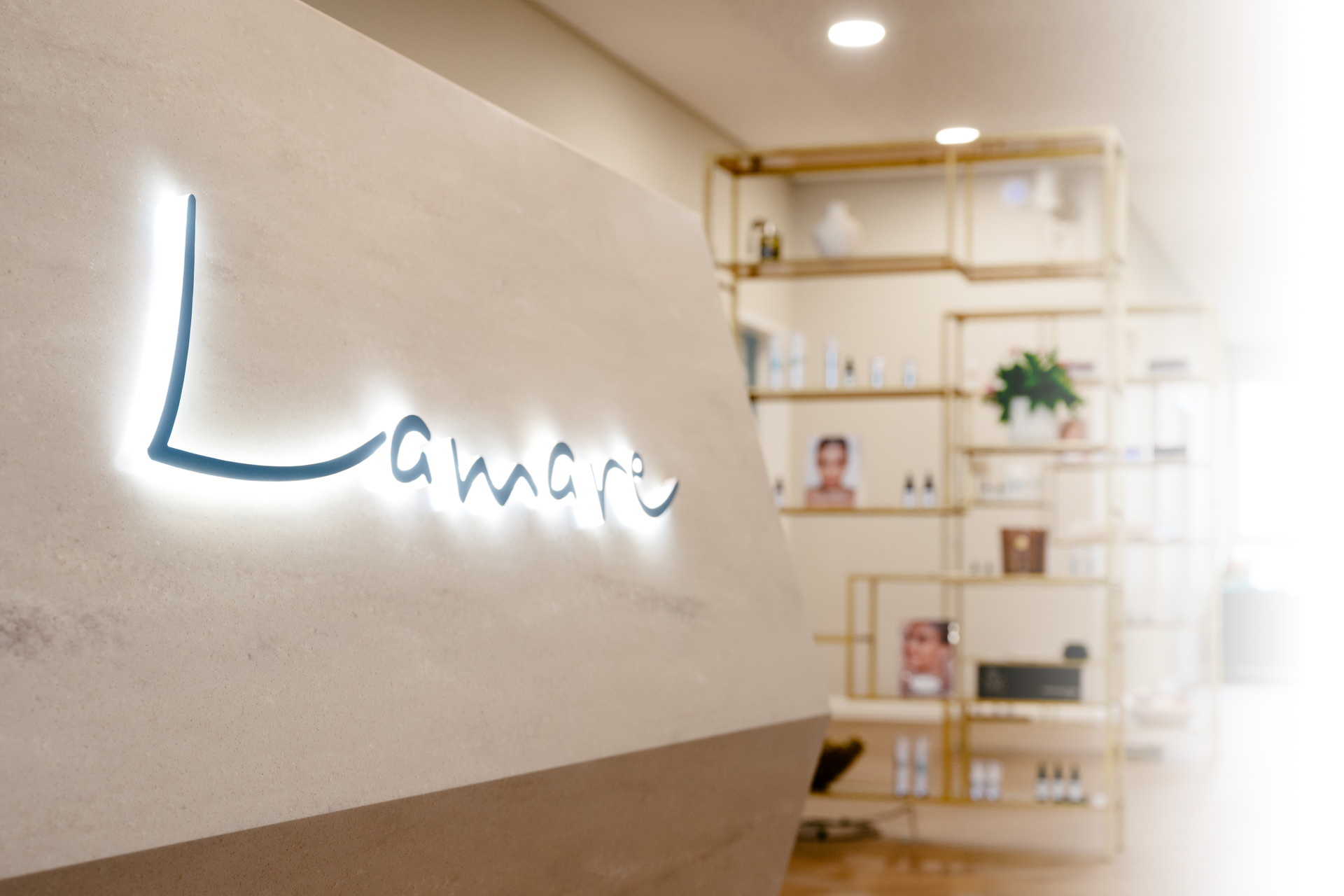 Lamare • Praxis für Plastische & Ästhetische Chirurgie - Praxis, Empfang, Empfangsbereich